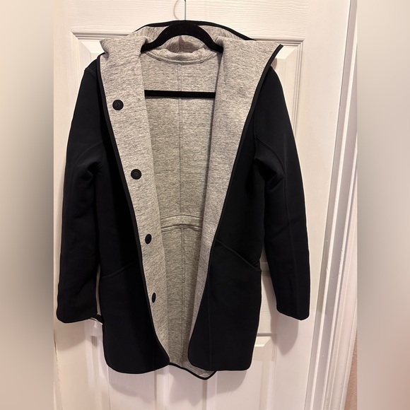 Lululemon City Bound Wrap Reversible size XS - Picture 4 of 8